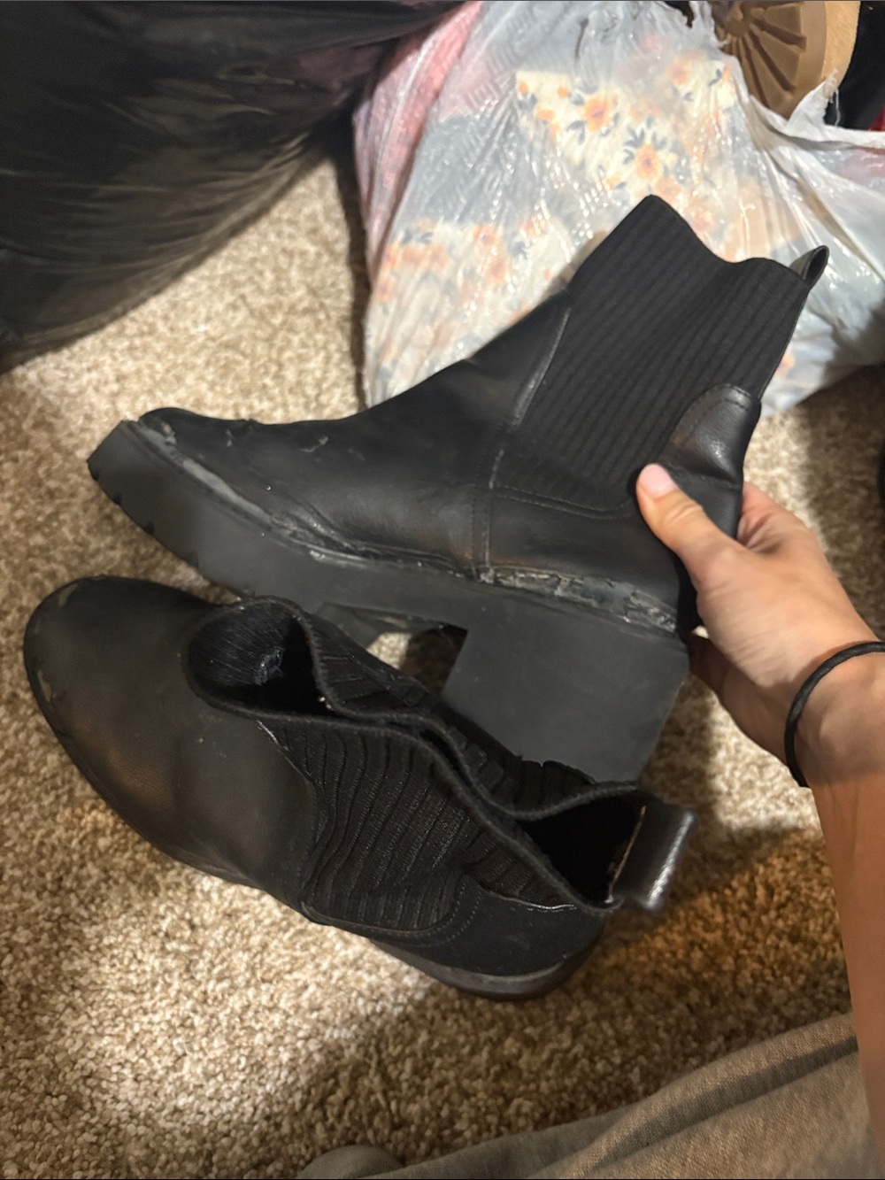 Women's Black Chelsea Platform Boots
